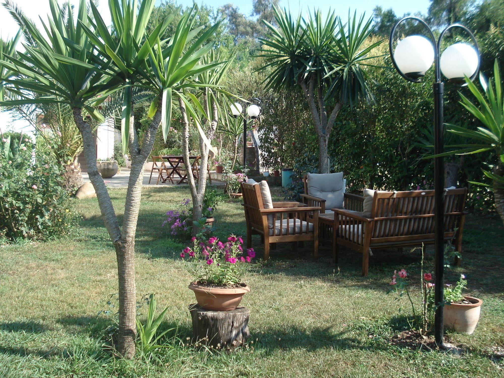 Villa Avra Dassia  Exterior photo